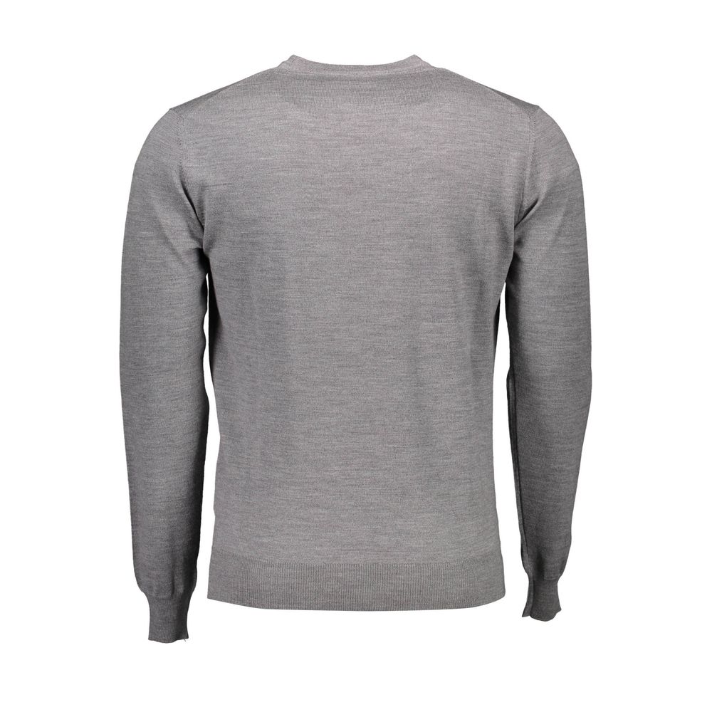 Sweater by Harmont & Blaine for men in wool canvas gray showcases a downtown chic silhouette, artfully finished with a downtown chic and for a sophisticated, high-end look.