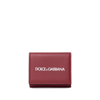Wallet by Dolce & Gabbana for men in calfskin leather red & print features a streamlined silhouette, showcasing the streamlined Calfskin Leather Wallet design with sophisticated coin-purse for a premium look.