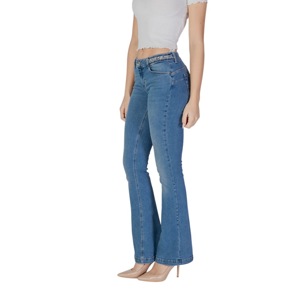 Jeans by Liu Jo for women in stretch denim cotton light-blue presents a tailored silhouette, showcasing a tailored bootcut and long cut with a refined for a truly tailored aesthetic.