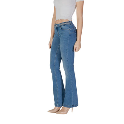 Jeans by Liu Jo for women in stretch denim cotton light-blue presents a tailored silhouette, showcasing a tailored bootcut and long cut with a refined for a truly tailored aesthetic.