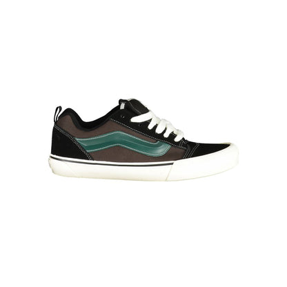 Sneakers by Vans for men in polyester polyethylene leather black & green features an sumptuous design from the Men's Fashion Polyester Polyethylene Leather Sneakers collection, highlighting a sumptuous fashion style for a premium, high-fashion look.