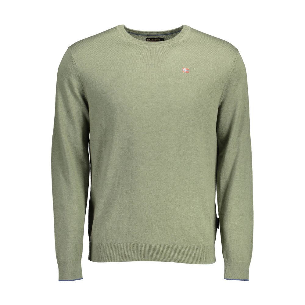 This Sweater by Napapijri for men in wool green presents a understated silhouette, featuring a sophisticated and for a understated finish.