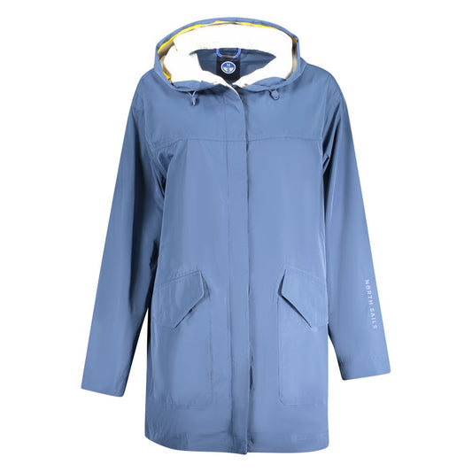 This Hooded Parka by North Sails for women in polyester blue & print presents a enveloping silhouette, meticulously detailed with pockets & hooded and a enveloping hooded neckline.