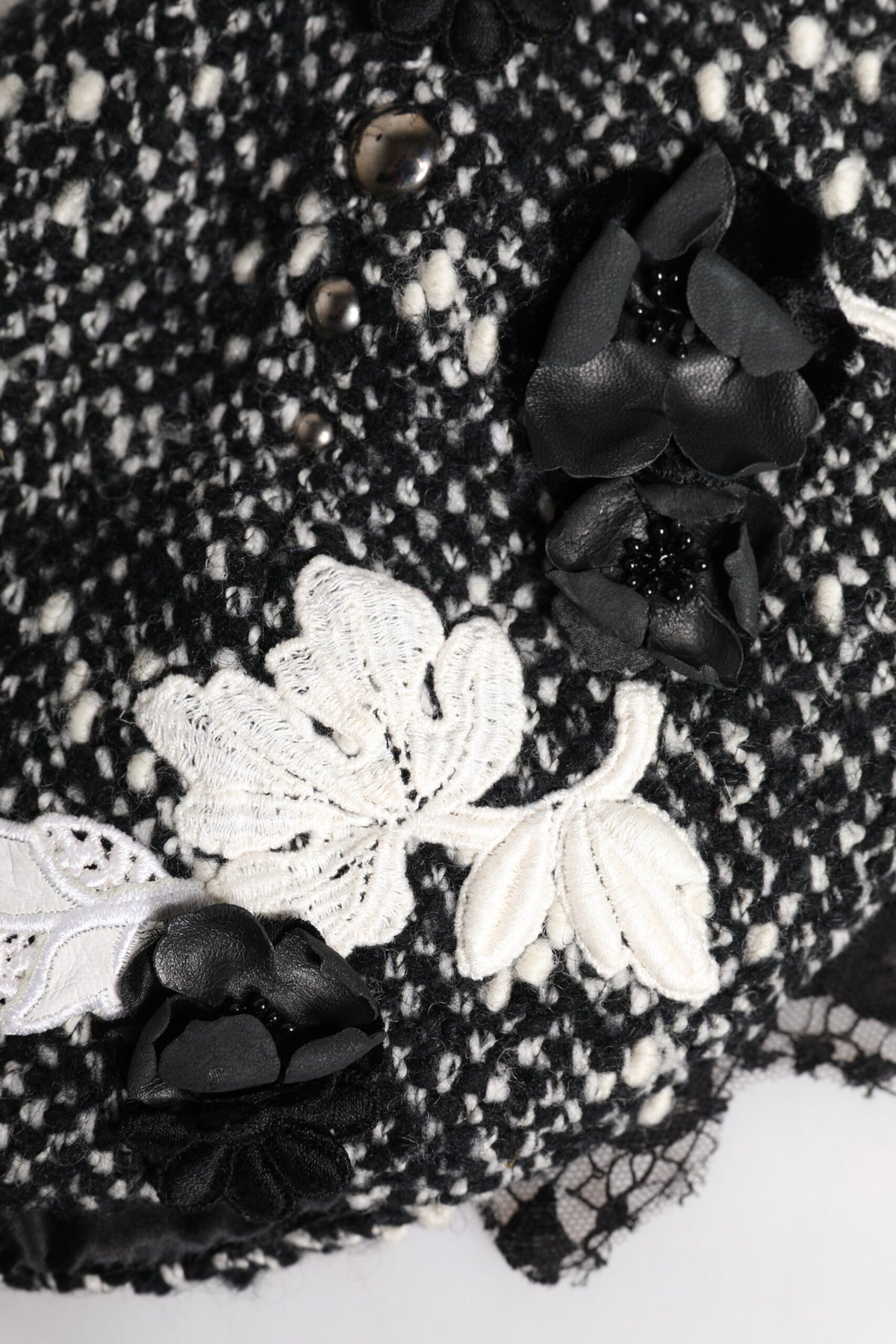 Dolce & Gabbana Cotton Silk Mohair & Wool Cloche Hat - Black White Floral