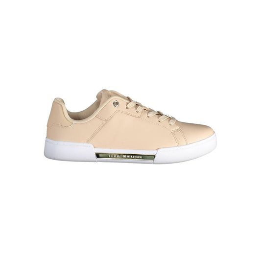 Sneakers by Tommy Hilfiger for women in polyester polyethylene leather pink features an sumptuous silhouette, showcasing the premium Women's Athletic Polyester Polyethylene Leather Sneakers in a sumptuous athletic style that offers a sumptuous finish for refined style.