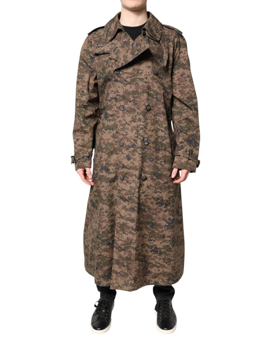 This Dolce & Gabbana men sheep leather & silk Trench Coat in multicolor & camouflage presents a high style silhouette, meticulously detailed with and a high style double-breasted lapel peak-lapel neckline for a sophisticated, timeless look.