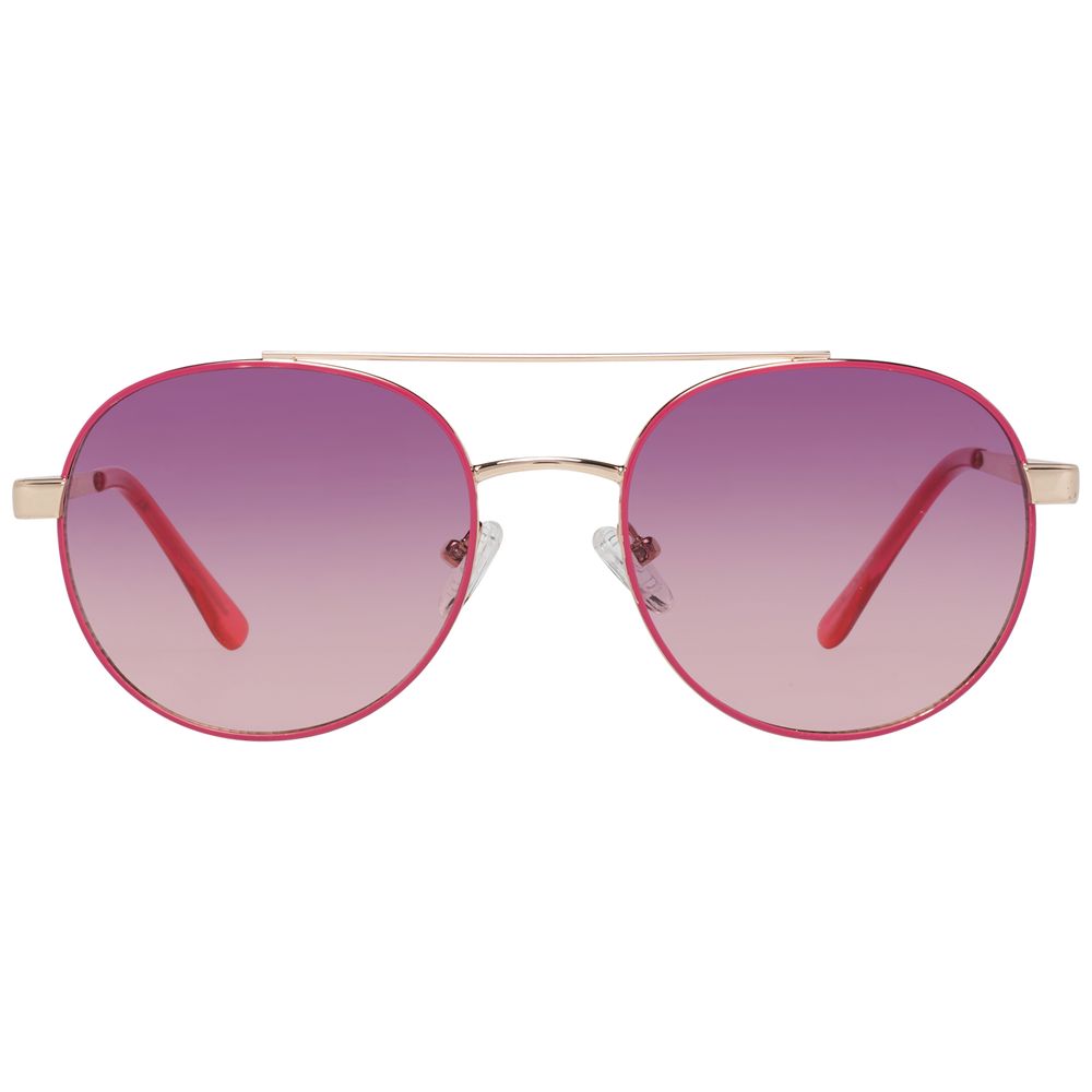 This Sunglasses by Guess for women in pink presents a sumptuous silhouette, showcasing a sumptuous aviator full-rim frame design in rose coloured frame and high-performance gradient category-2-medium-tint lens.