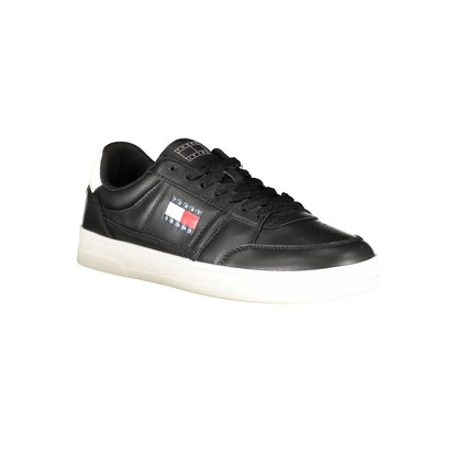 Sneakers by Tommy Hilfiger for men in polyester polyethylene leather black & white features a sumptuous design, perfectly showcasing the sumptuous athletic style of this Men's Athletic Polyester Polyethylene Leather Sneakers.