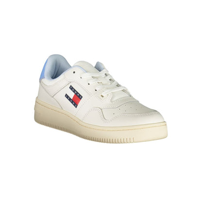Sneakers by Tommy Hilfiger for women in polyester polyethylene leather white presents a sumptuous silhouette, artfully capturing the essence of the Women's Fashion Polyester Polyethylene Leather Sneakers with its sumptuous fashion style design.
