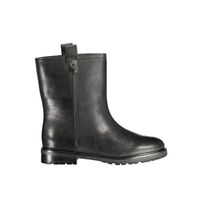 Ankle Boots by Ralph Lauren for women in polyester polyurethane leather black features an high-performance silhouette, showcasing the sophisticated design of the Women's Polyester Polyurethane Leather Ankle Boots with a and a refined .