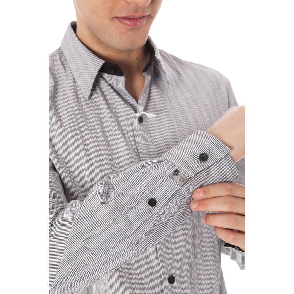 Shirt by Costume National for men in cotton white showcases a sublime silhouette, artfully detailed with a sublime and for a sophisticated, sublime finish.