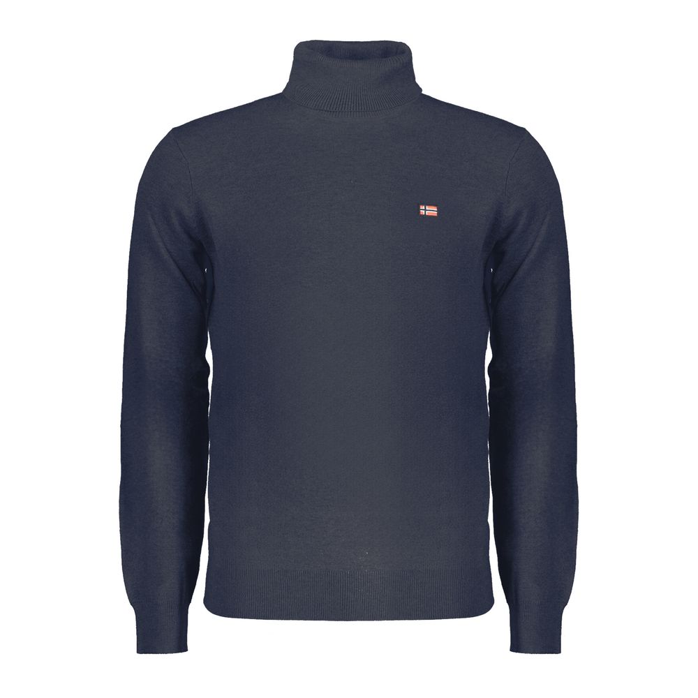 This Sweater by Norway 1963 for men in wool polyester & polyamide blue & signature presents a understated silhouette, featuring a sophisticated turtle neckline and for a understated finish.