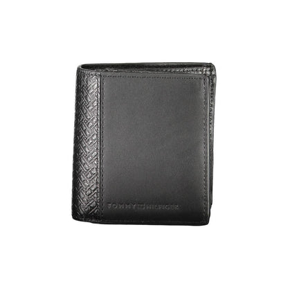 Wallet by Tommy Hilfiger for men in leather black presents a architectural silhouette from the Leather Wallet collection, showcasing architectural coin-purse for a architectural finish.