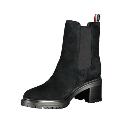 Mid-Heel Ankle Boots by Tommy Hilfiger for women in polyester polyethylene leather black & print features an high-performance design from the Women's Polyester Polyethylene Leather Mid-Heel Ankle Boots collection, highlighting a high-performance 6-cm-heel mid-heel and for a refined look.
