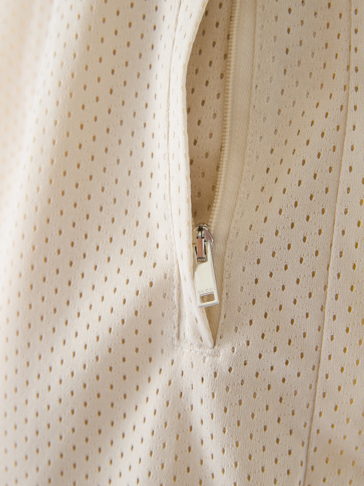 Shorts by Gucci for men in polyester cream features a architectural silhouette, showcasing a architectural and short defined by a sophisticated for a premium, elevated aesthetic.