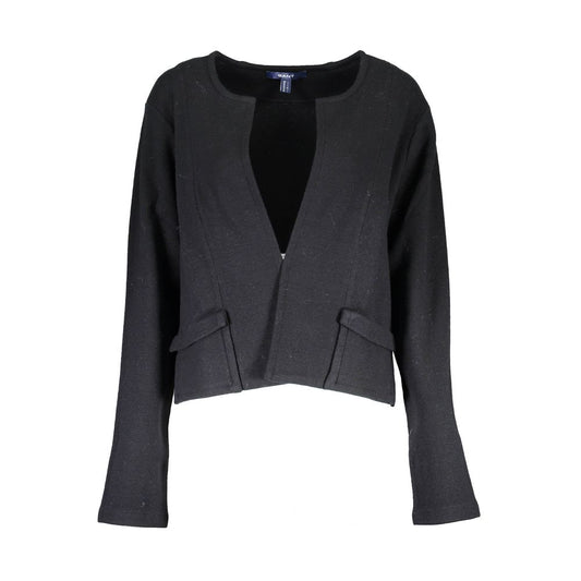 Sweater by Gant for women in wool cotton black showcases a sumptuous silhouette, artfully finished with a sumptuous and long-sleeve for a sophisticated, sumptuous look.