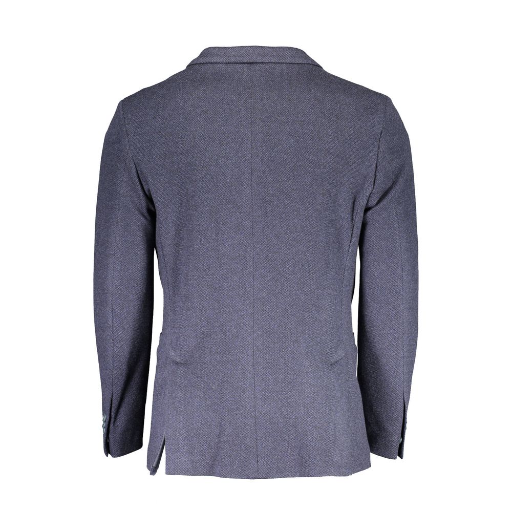 Jacket by Gant for men in wool & stretch poly cotton blue showcases a enveloping silhouette, artfully detailed with a enveloping and premium pockets for a truly enveloping finish.