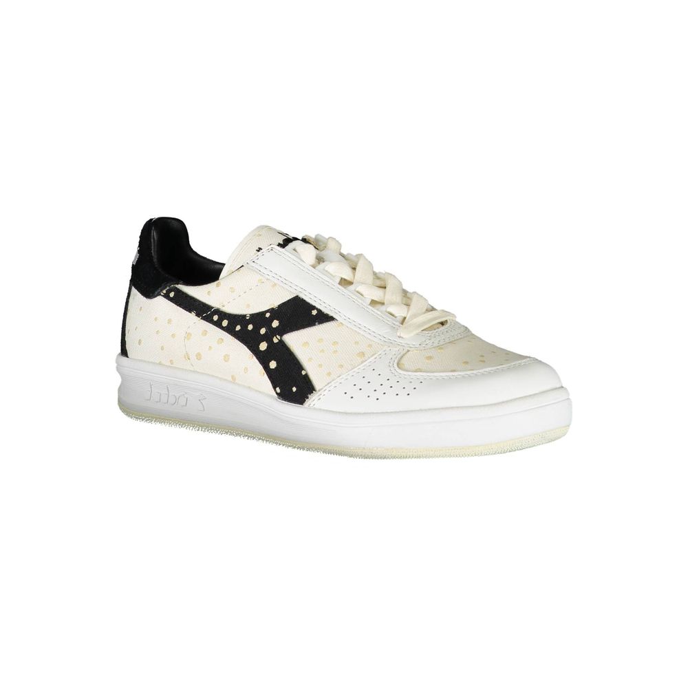 Sneakers by Diadora for women in cotton & leather white features an sumptuous silhouette, showcasing the premium Women's Fashion Cotton & Leather Sneakers in a sumptuous fashion style that offers a sumptuous finish for refined style.