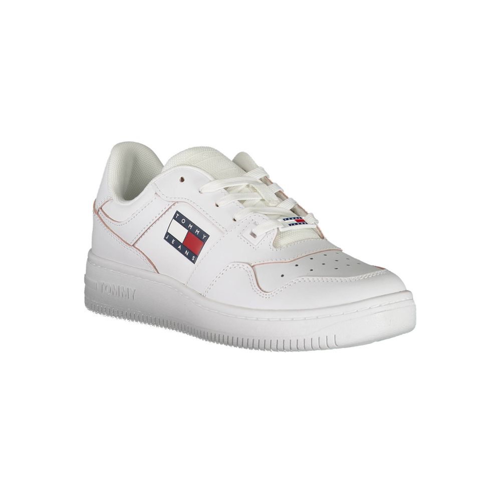 Sneakers by Tommy Hilfiger for women in polyester polyethylene leather white features an sumptuous design from the Women's Fashion Polyester Polyethylene Leather Sneakers collection, highlighting a sumptuous fashion style for a premium, high-fashion look.