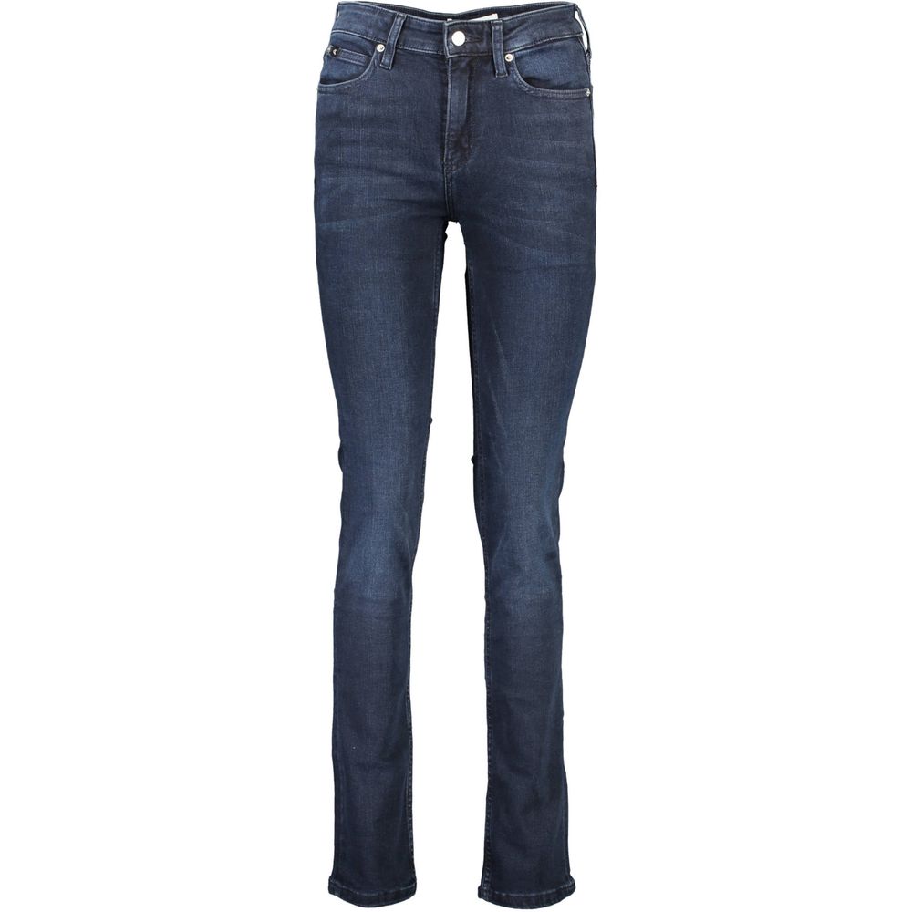 Pants by Calvin Klein for women in cotton blue showcases a unrivaled comfort silhouette, featuring a slim cut and long with a for a unrivaled comfort and refined aesthetic.