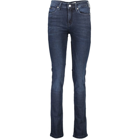 Pants by Calvin Klein for women in cotton blue showcases a unrivaled comfort silhouette, featuring a slim cut and long with a for a unrivaled comfort and refined aesthetic.