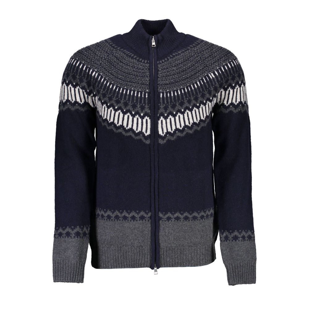 Sweater by Gant for men in cashmere blue showcases a sumptuous silhouette, artfully finished with a sumptuous and long-sleeve for a sophisticated, sumptuous look.