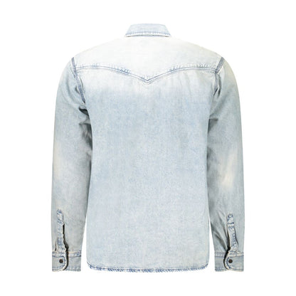 Shirt by Hugo Boss for men in denim cotton blue presents a discerning silhouette, showcasing a sophisticated and for a truly discerning finish.