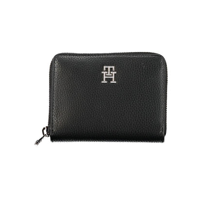 Cardholder Wallet by Tommy Hilfiger for women in polyethylene black & signature presents a architectural silhouette from the Polyethylene Cardholder Wallet collection, showcasing architectural card-organization coin-purse for a architectural finish.