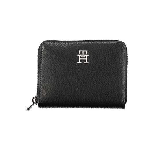 Cardholder Wallet by Tommy Hilfiger for women in polyethylene black & signature presents a architectural silhouette from the Polyethylene Cardholder Wallet collection, showcasing architectural card-organization coin-purse for a architectural finish.
