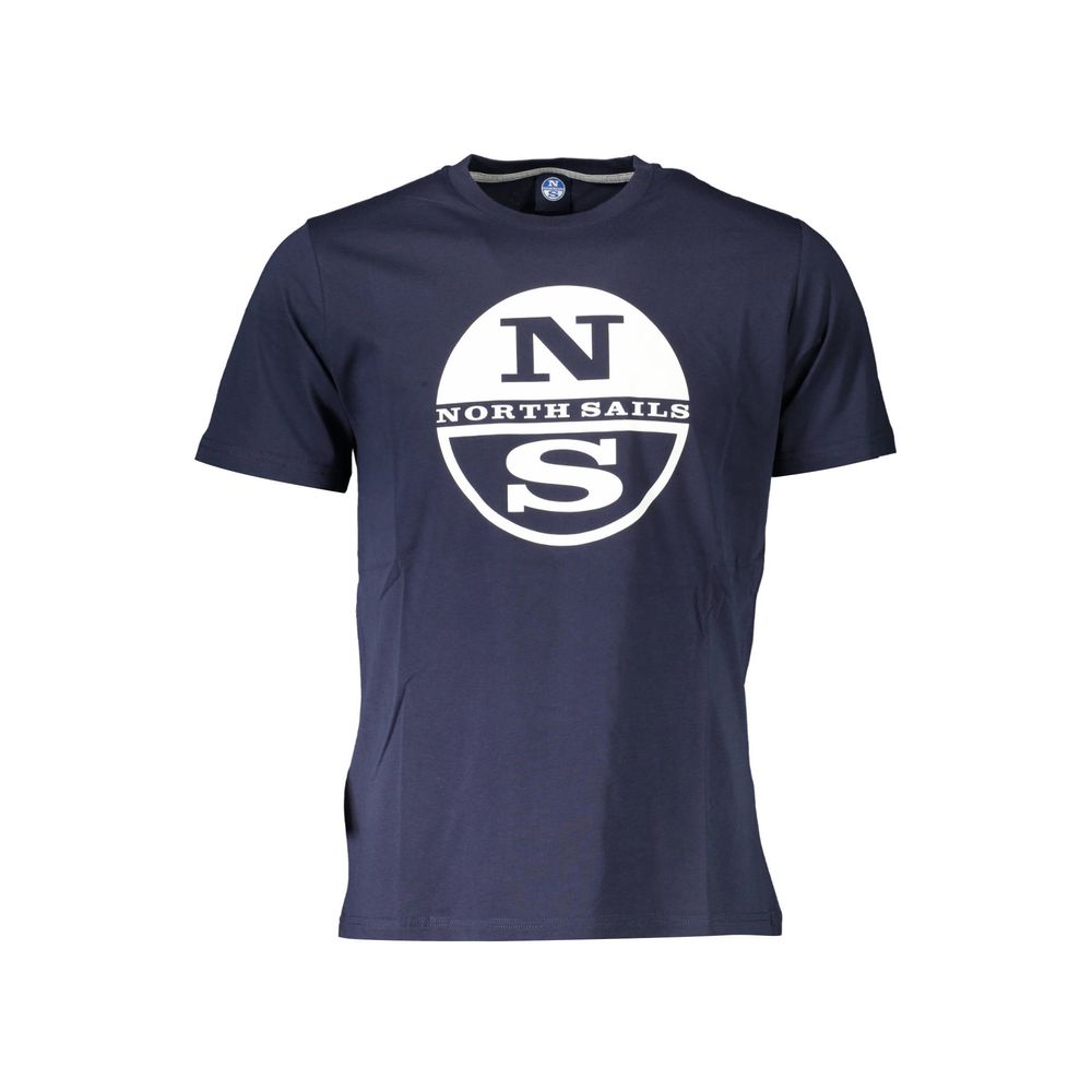 T-Shirt by North Sails for men in cotton blue & print features an on trend silhouette, perfectly showcasing a on trend short-sleeve and crew neckline for an elevated aesthetic.