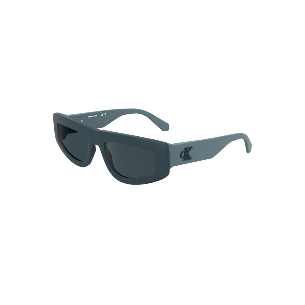 Sunglasses by Calvin Klein for women in blue showcases a ethereal silhouette, featuring blue coloured frame with for a ethereal finish.
