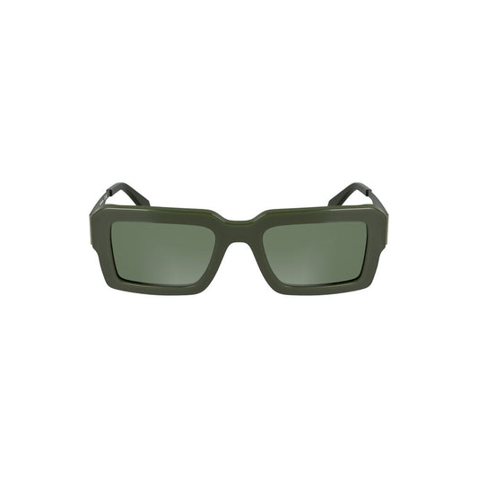 Sunglasses by Calvin Klein for women in acetate and green presents a sumptuous silhouette, featuring green coloured frame and with for a sumptuous look.