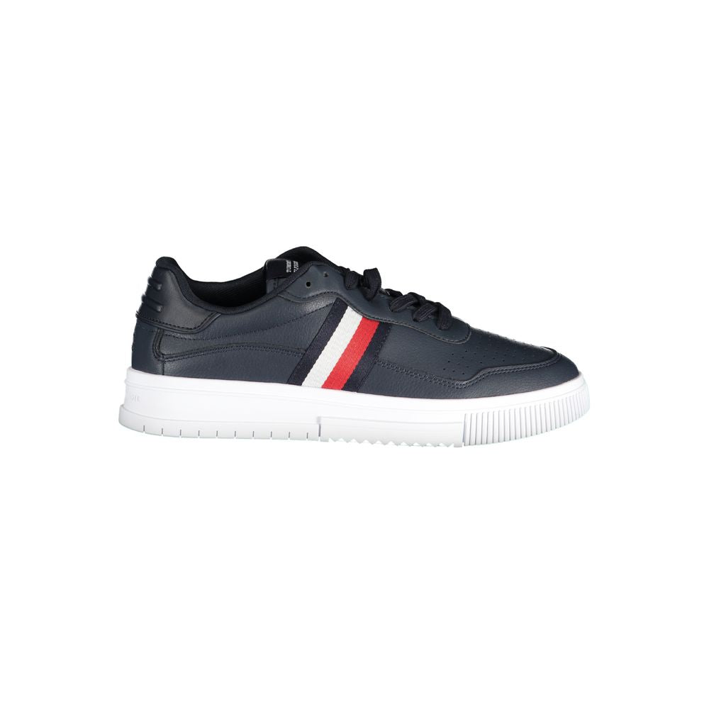 Sneakers by Tommy Hilfiger for men in polyester polyethylene leather blue features an sumptuous silhouette, showcasing the premium Men's Fashion Polyester Polyethylene Leather Sneakers in a sumptuous fashion style that offers a sumptuous finish for refined style.