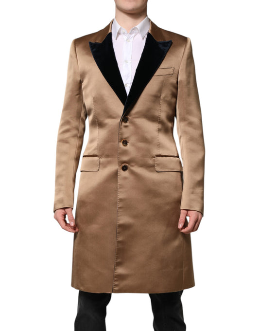 Trench Coat by Dolce & Gabbana for men in silk & viscose brown presents a distinguished silhouette, artfully detailed with pockets and a distinguished single-breasted neckline for a sophisticated, distinguished finish.