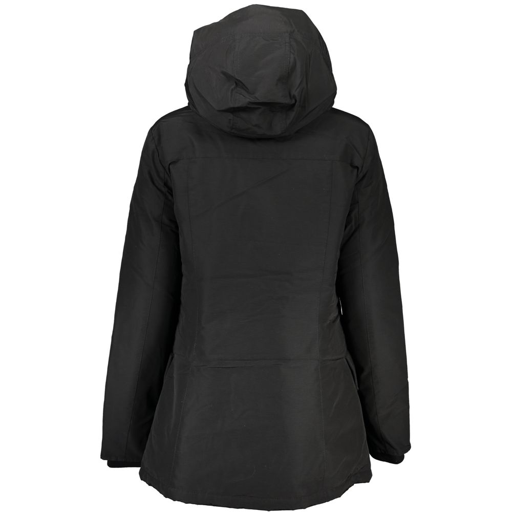 This Hooded Jacket by Woolrich for women in cotton black showcases a magnificent silhouette, meticulously crafted with a distinctive hooded neckline and functional pockets & hooded for a magnificent finish.