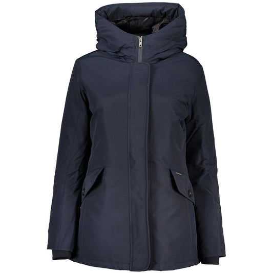 Hooded Overcoat by Woolrich for women in polyamide cotton blue showcases a enveloping silhouette, detailed with distinctive hooded and a enveloping hooded neckline.