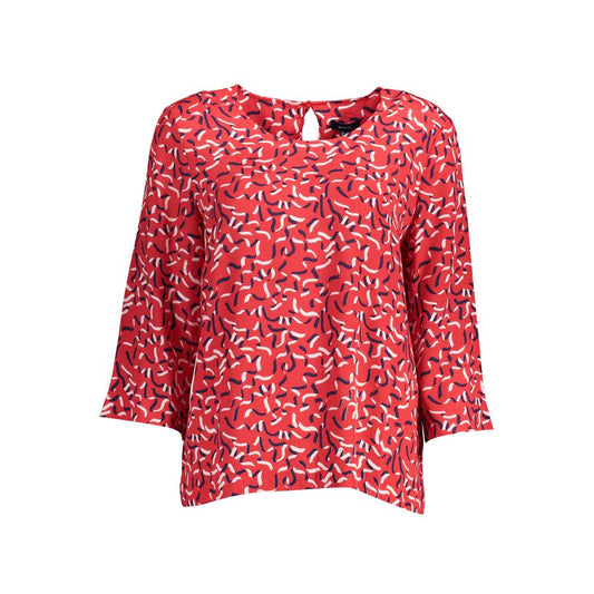 Sweater by Gant for women in viscose red showcases an masterful silhouette, artfully detailed with a masterful wide-neck neckline and three-quarter-sleeve for a sophisticated, premium finish.
