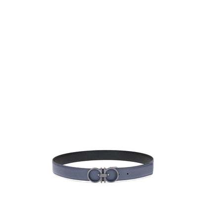 Belt by Ferragamo for men in bos taurus calf leather blue features an distinguished design, perfectly showcasing the sophisticated craftsmanship of this distinguished Gancini Bos Taurus Calf Leather Belt.