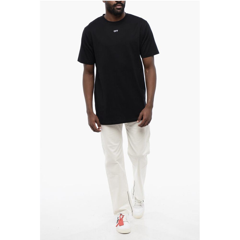 T-Shirt by Off-White for men in cotton black & white features an edgy silhouette, meticulously detailed with a sophisticated and for a truly edgy finish.