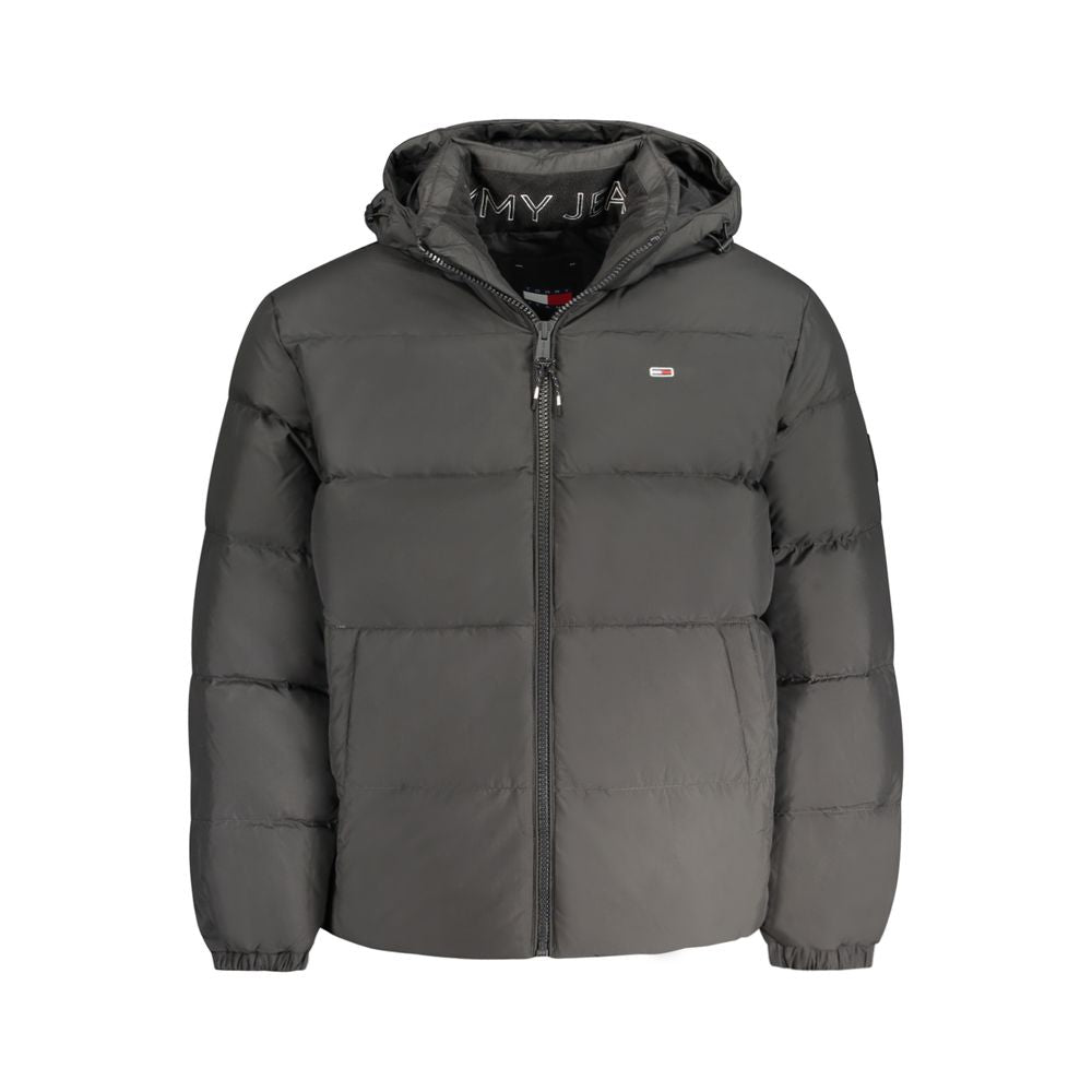 Hooded Windbreaker Jacket by Tommy Hilfiger for men in polyester black features an enduring silhouette, showcasing technical pockets, hooded & windproof and a sophisticated hooded neckline for a truly enduring aesthetic.
