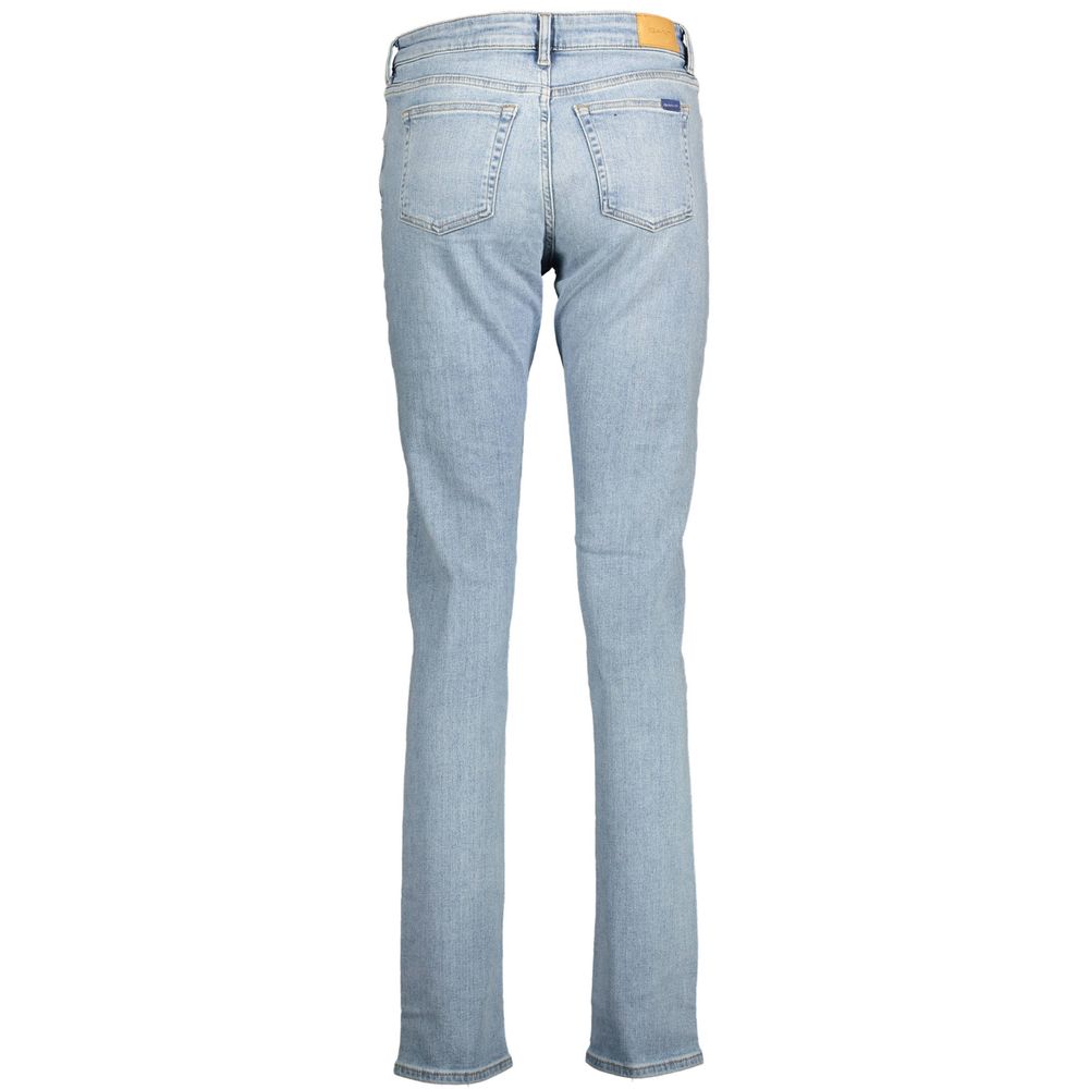 Hooded Jeans by Gant for women in organic denim cotton & polyester azzurro features an refined tailoring silhouette, showcasing a premium slim with a and long cut for a refined tailoring look.