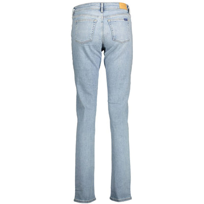 Hooded Jeans by Gant for women in organic denim cotton & polyester azzurro features an refined tailoring silhouette, showcasing a premium slim with a and long cut for a refined tailoring look.
