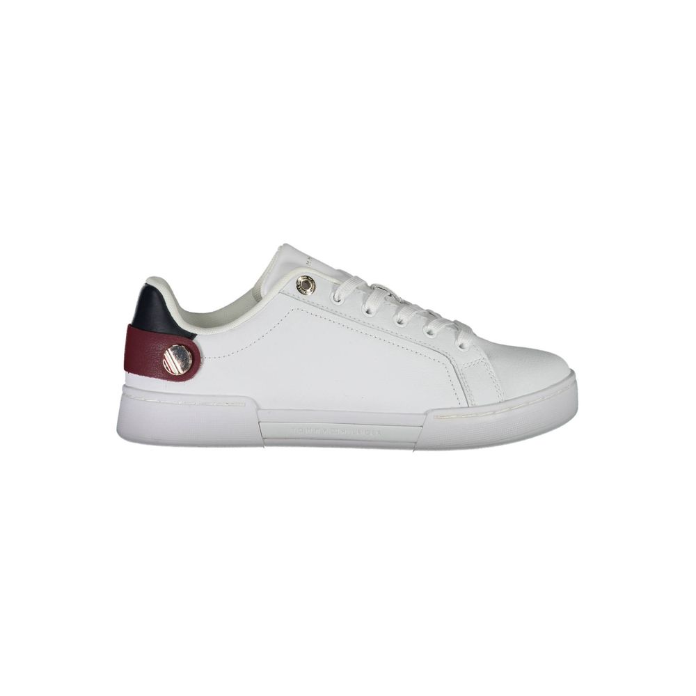 Sneakers by Tommy Hilfiger for women in polyester polyethylene leather white presents a sumptuous silhouette as Women's Fashion Polyester Polyethylene Leather Sneakers, expertly defined by a sumptuous fashion style for a sumptuous, high-fashion look.