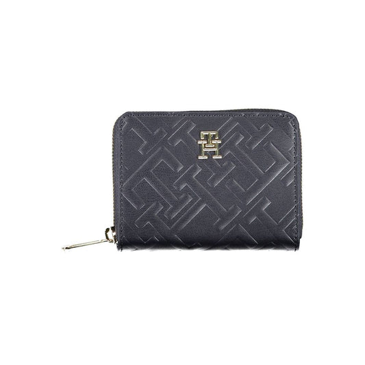 Wallet by Tommy Hilfiger for women in polyethylene blue & signature presents a streamlined silhouette, showcasing the sophisticated design of the Polyethylene Wallet collection with functional .
