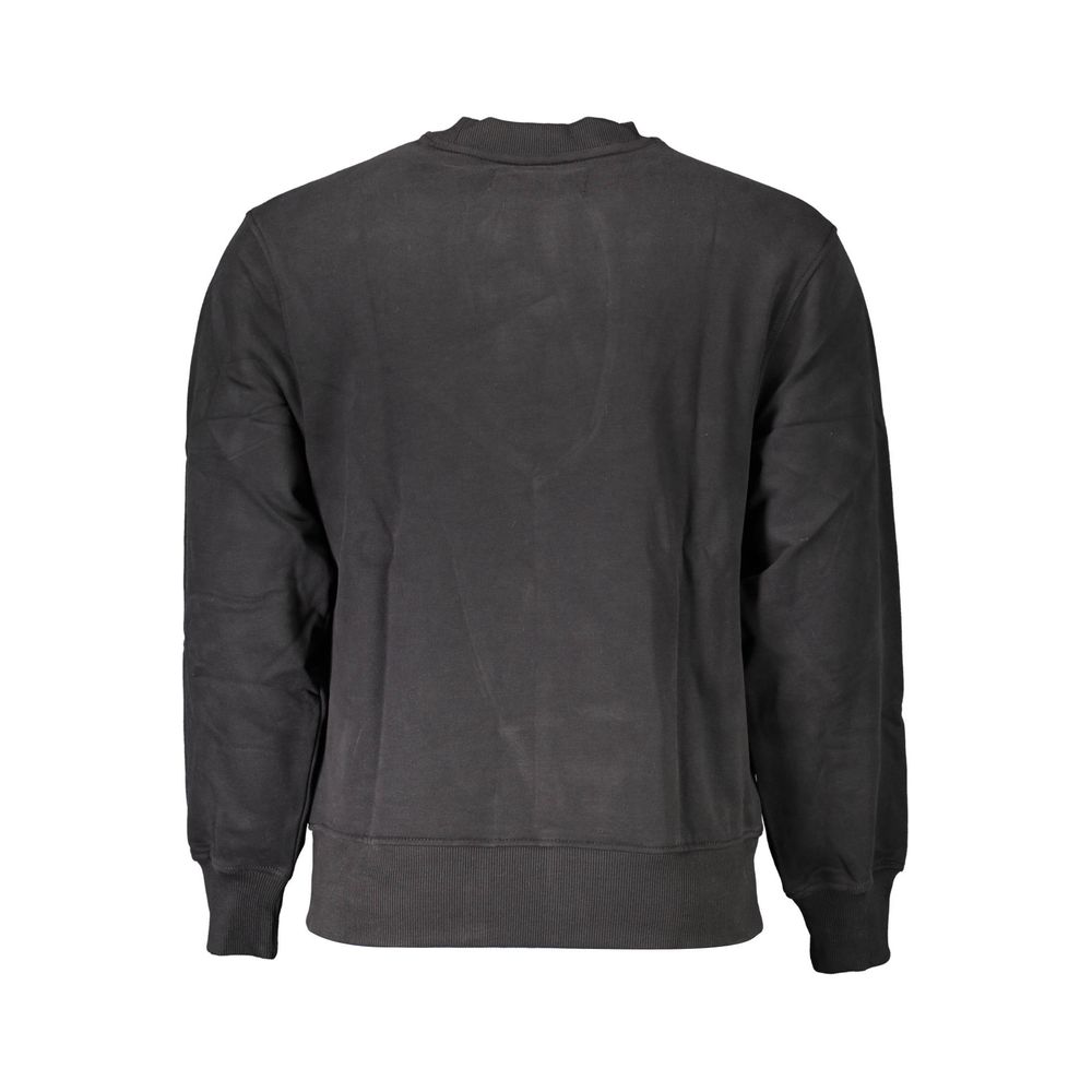 Sweatshirt Sweater by Calvin Klein for men in cotton black showcases a discreet silhouette, finished with a discreet and for a discreet look.