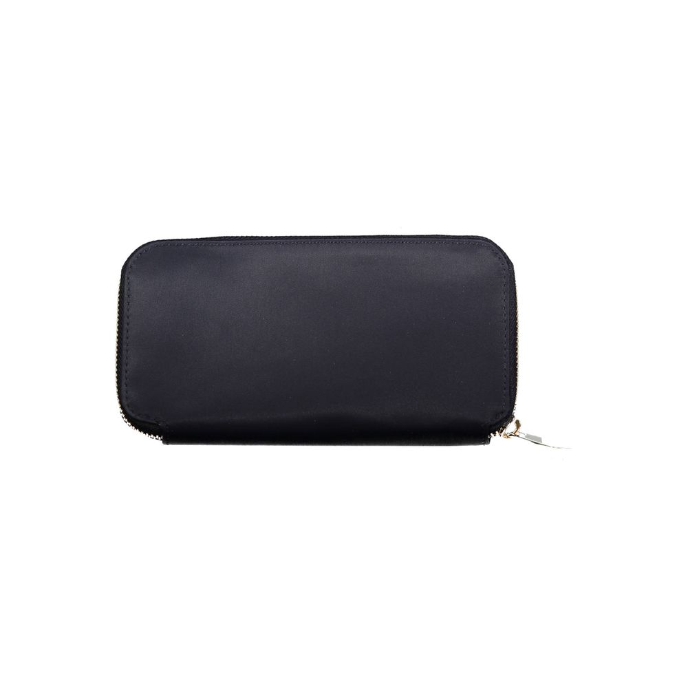 Cardholder Wallet by Tommy Hilfiger for women in nylon blue presents a refined silhouette, artfully capturing the essence of the Nylon Cardholder Wallet design with sophisticated card-organization coin-purse for a refined look.