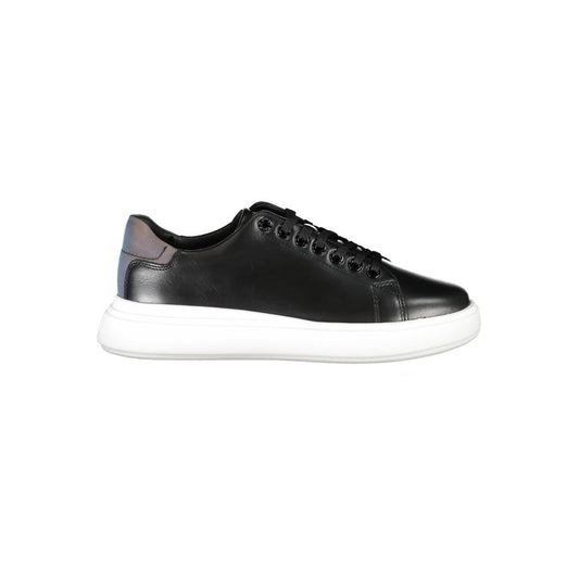Sneakers by Calvin Klein for women in polyester polyurethane leather black presents a sumptuous silhouette from the Women's Low-Top Polyester Polyurethane Leather Sneakers collection, showcasing a sumptuous low-top style for an elevated aesthetic.