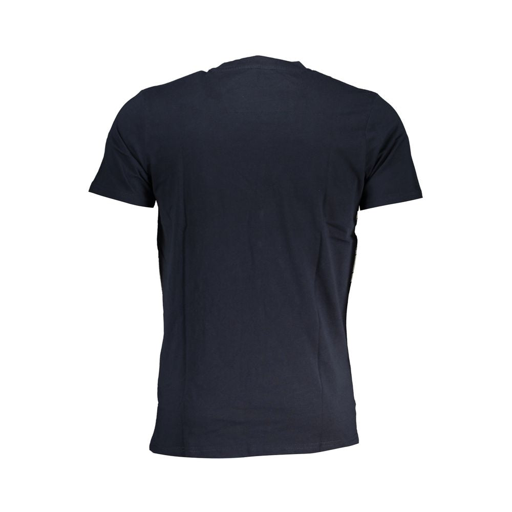 T-Shirt by Cavalli Class for men in cotton blue, signature & print features a plush silhouette, showcasing a sophisticated and for a truly plush finish.