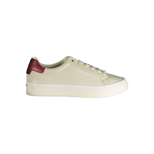 Sneakers by Calvin Klein for women in polyester polyurethane leather beige & print features an sumptuous silhouette, showcasing the premium Women's Low-Top Polyester Polyurethane Leather Sneakers in a sumptuous low-top style that offers a sumptuous finish for refined style.