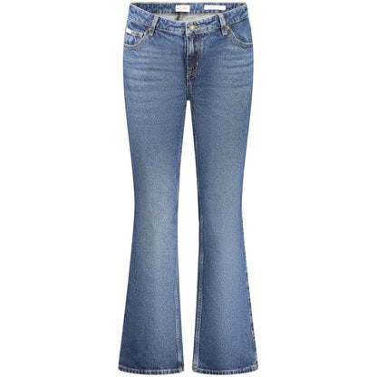 Jeans by Guess Jeans for women in cotton blue presents a refined pantology silhouette, artfully defined by a refined pantology bootcut, long, and a sophisticated .